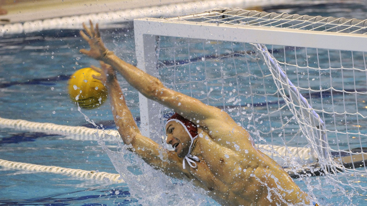 Branislav Mitrovic, az A-Híd OSC Újbuda kapusa a vízilabda BENU férfi Magyar Kupa döntőjében az FTC-Telekom Waterpolo ellen játszott mérkőzésen a Komjádi uszodában 2019. december 8-án.