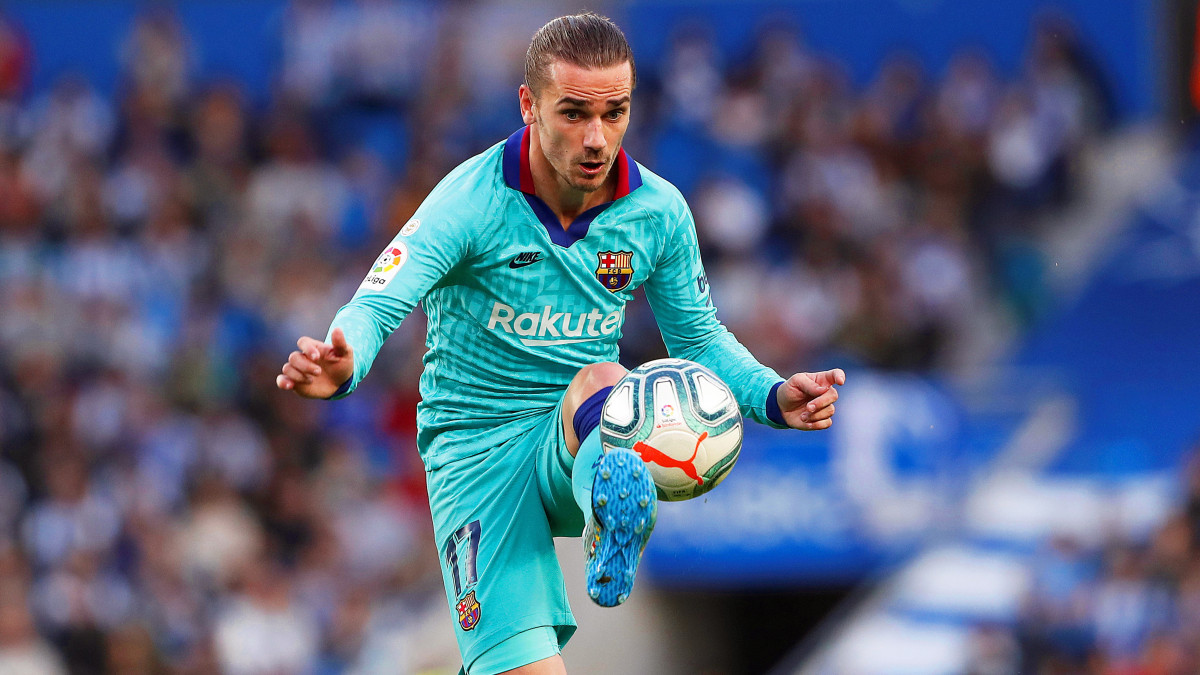 Antoine Griezmann, a Barcelona játékosa a Real Sociedad ellen a spanyol első osztályú labdarúgó-bajnokságban játszott 2019. december 14-i mérkőzésen a San Sebastián-i Anoeta Stadionban.