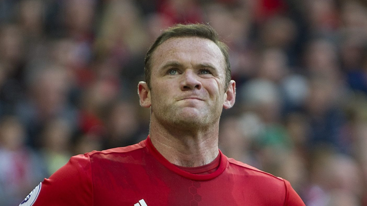 Manchester. 2016. október 2.Wayne Rooney, a Manchester United játékosa a Stoke City ellen az angol első osztályú labdarúgó-bajnokság hetedik fordulójában játszott mérkőzésen a londoni manchesteri Old Trafford stadionban 2016. október 2-án. A mérkőzés 1-1-es döntetlennel zárult. (MTI/EPA/Peter Powell)