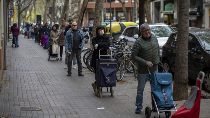 Újabb drámai adat érkezett Spanyolországból, de most nem a járványról