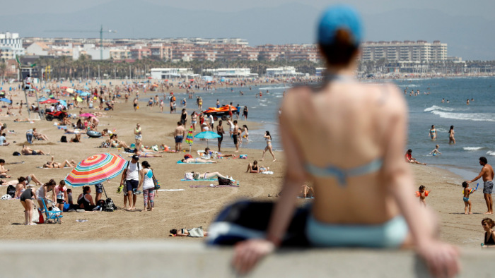 A spanyol kormány nem kezdeményezi többször a szükségállapot fenntartását