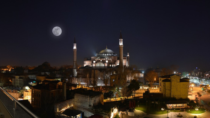 Mecset lesz a Hagia Sophia egykori székesegyházból