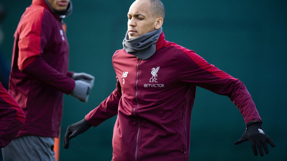 Fabinho, a Liverpool játékosa csapata edzésén a liverpooli Melwood edzőközpontban 2019. február 18-án, egy nappal a Bayern München elleni labdarúgó Bajnokok Ligája nyolcaddöntő első mérkőzése előtt.