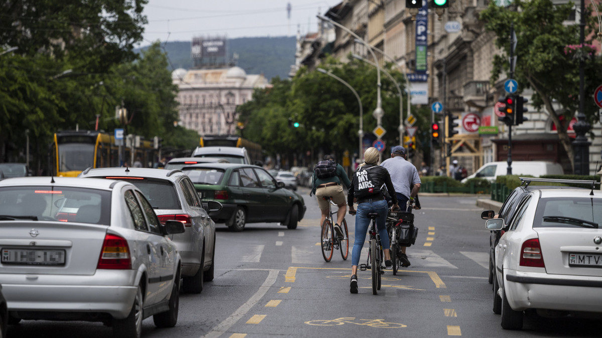 Budapest: a Nagykörúton belül csak 40 km/h-val lehetne majd közlekedni