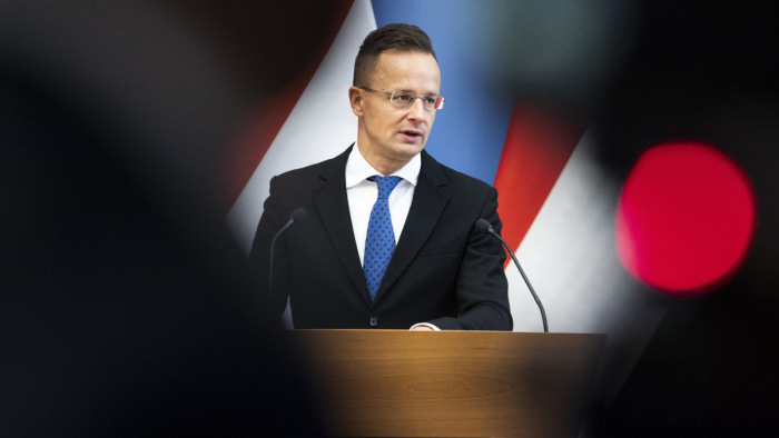 Szijjártó Péter: Magyarország nem akar a Kelet-Nyugat közötti ellenségeskedést