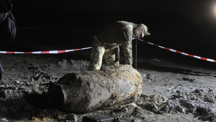 Hatástalanították az egytonnás légibombát Budapesten