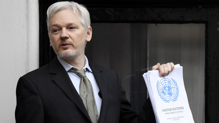 Újabb fejezetéhez ért Julian Assange kiadatási szappanoperája
