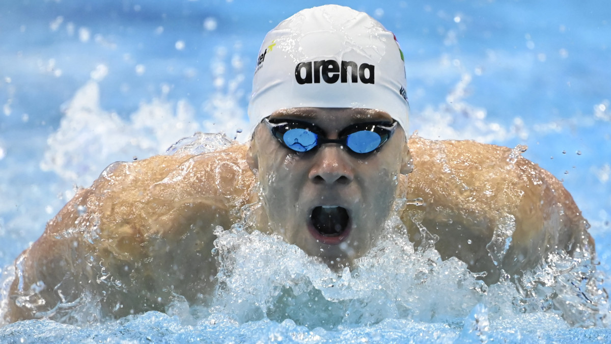 Kenderesi Tamás a férfi 200 méteres pillangóúszás előfutamában a budapesti vizes Európa-bajnokságon a Duna Arénában 2021. május 18-án.
