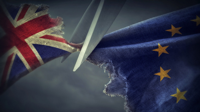 Eldurvulhat a huzakodás az EU és Nagy-Britannia között
