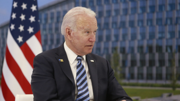 Aláírta az Ukrajnának nyújtandó segélyről szóló törvényt Joe Biden