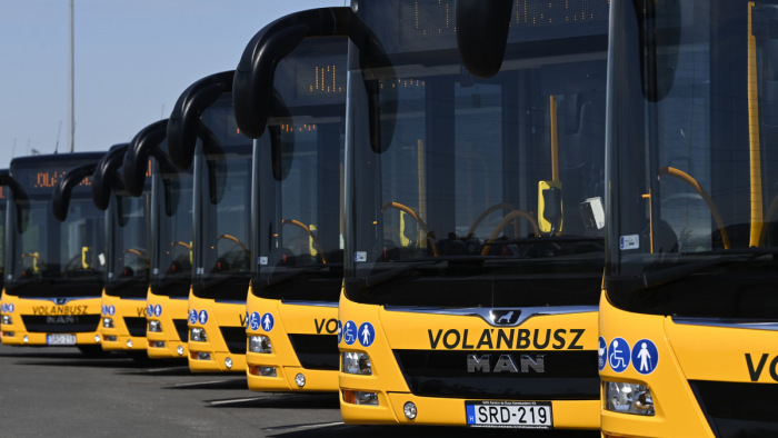 Új csuklós buszok járnak majd Pest megyében is