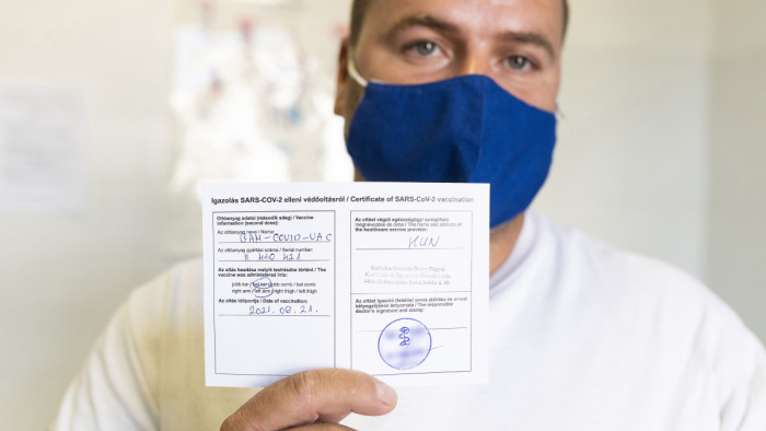 Pénteki járványadatok: 44 fertőzött, nincs újabb halálos áldozat