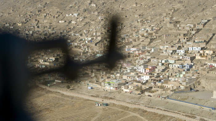 Afgán krízis: számítsunk újabb menekültáradatra?
