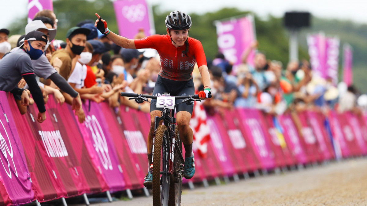IZU, JAPAN - JULY 27: Kata Blanka Vas of Team Hungary crosses the finishing line in fourth place during the Womens Cross-country race on day four of the Tokyo 2020 Olympic Games at Izu Mountain Bike Course on July 27, 2021 in Izu, Shizuoka, Japan. (Photo by Tim de Waele/Getty Images)