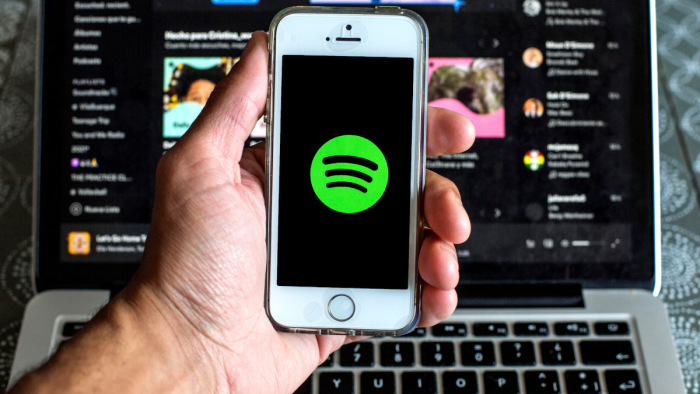 Új funkció a Spotify-on: már a podcastválasztásban is segít