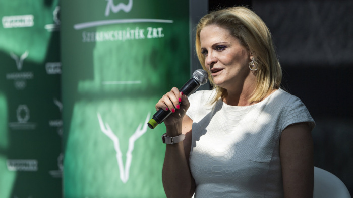 Milliós nyereményt ért hinni a magyar pólós lányokban
