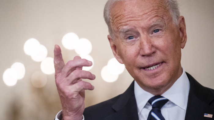 Joe Biden hadat üzent az olajárnak