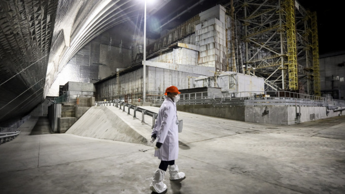Csernobil: 13 napja az oroszok foglyai az atomerőműben dolgozók