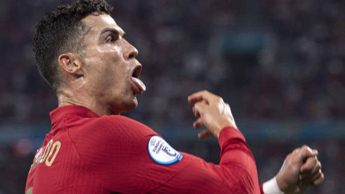 Cristiano Ronaldo „beszólt” a fiatal futballistáknak