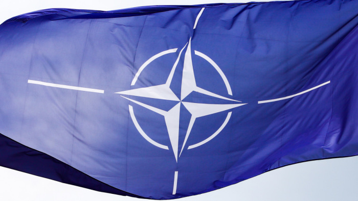 Új oroszügyi NATO-terv: az elrettentés eszköze vagy újabb ok a távozásra?