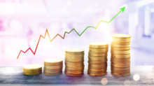 Makrogazdasági elemző: a GDP-növekedés már akkor is pozitív lenne, ha az év végéig már stagnálna a gazdaság