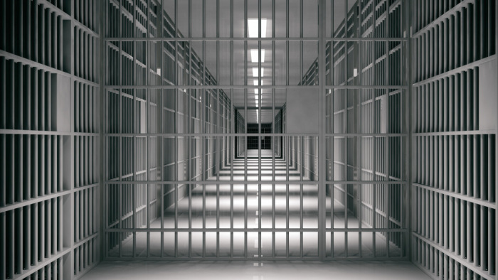 Súlyos börtönre ítéltek két drogkereskedőt