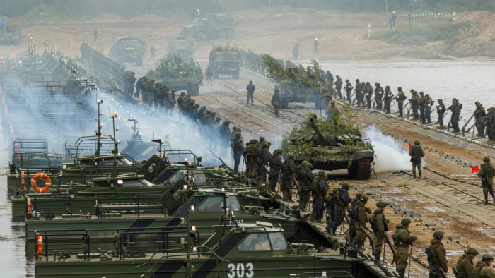 Az orosz harckocsikat is elérhette az alkatrészhiány