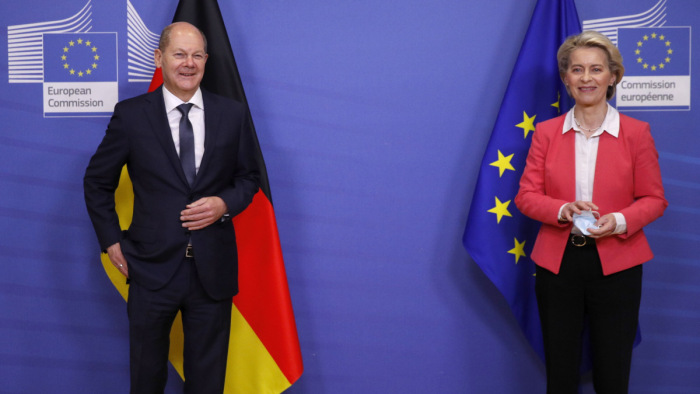 Üzent az Európai Uniónak az új német kancellár