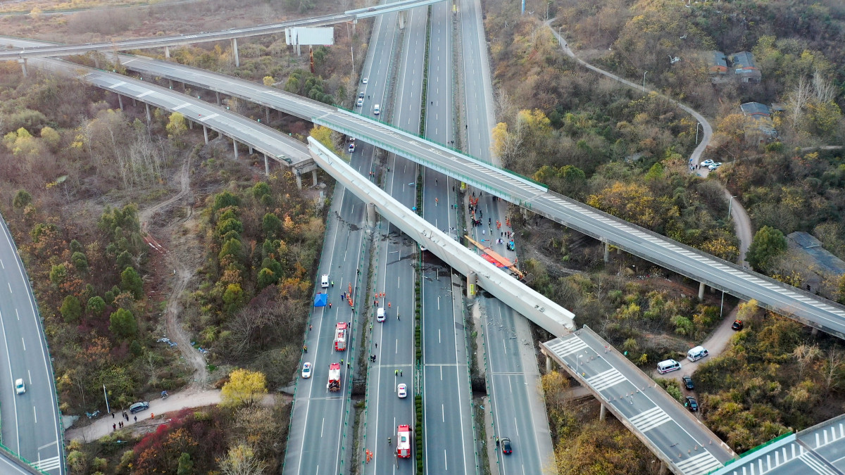 EZHOU, CHINA - DECEMBER 18: Aerial view of a ramp bridge collapse accident site on December 18, 2021 in Ezhou, Hubei Province of China. At around 3:36 p.m. Saturday, part of a ramp bridge in Ezhou collapsed, killing three people and injuring four others, Xinhua News Agency reported. (Photo by VCG/VCG via Getty Images)