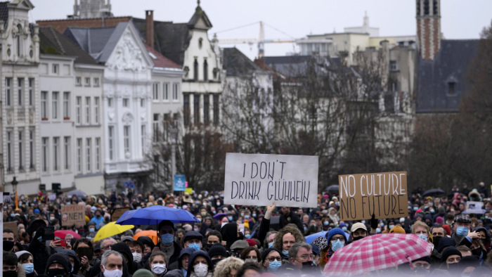 Koronavírus - Visszavonták a kulturális szektort érintő intézkedések egy részét Belgiumban