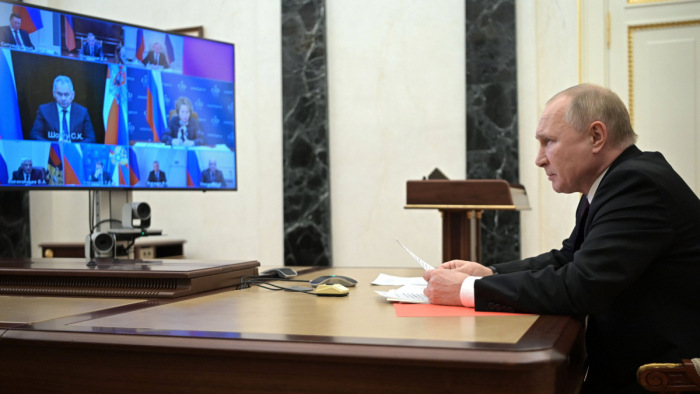 Putyin megüzente Kijevnek, mi kell a békéhez