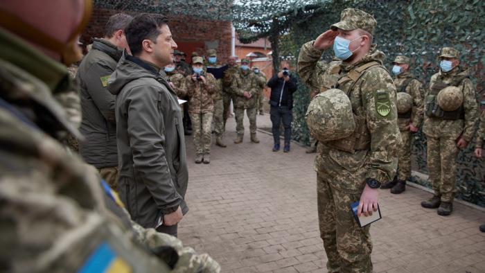 Danyilov: Kijev nem készül erővel felszabadítani a Donyec-medencét