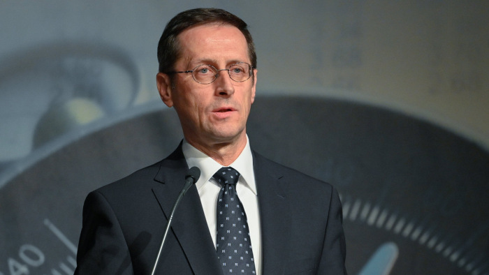 Varga Mihály bejelentette - 300 milliárd forintot kap Magyarország