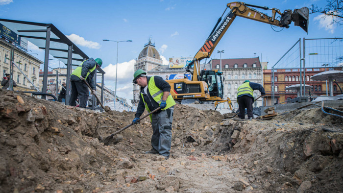 A Stockholm-rendszert is bevetik a Blaha Lujza téren