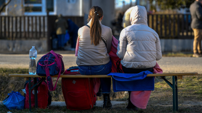 Kérdőjelek a menekültek hazai befogadására szánt uniós források körül