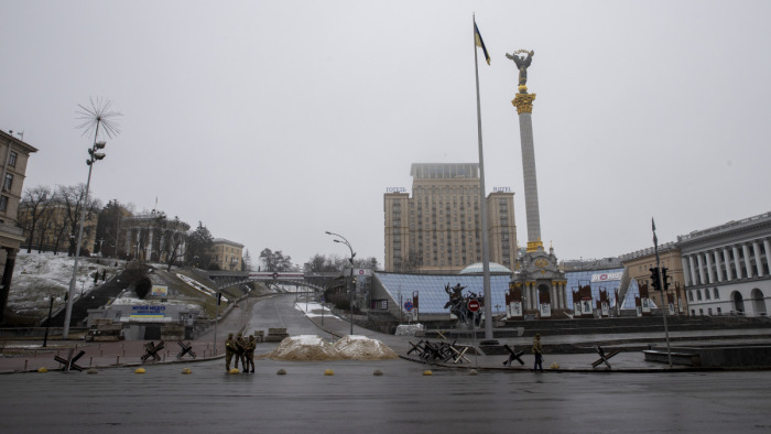 „Mindenki szeretné ezt túlélni” – kijevi beszámoló