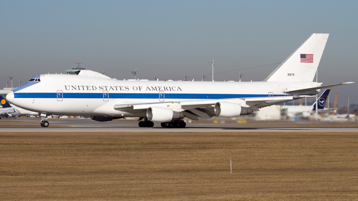 AIRPORT MUNICH, MUNICH, GERMANY - 2019/02/16: An United States US Air Force USAF Boeing E-4B bringing the American delegation back home after the Munich Security Conference. (Photo by Fabrizio Gandolfo/SOPA Images/LightRocket via Getty Images)