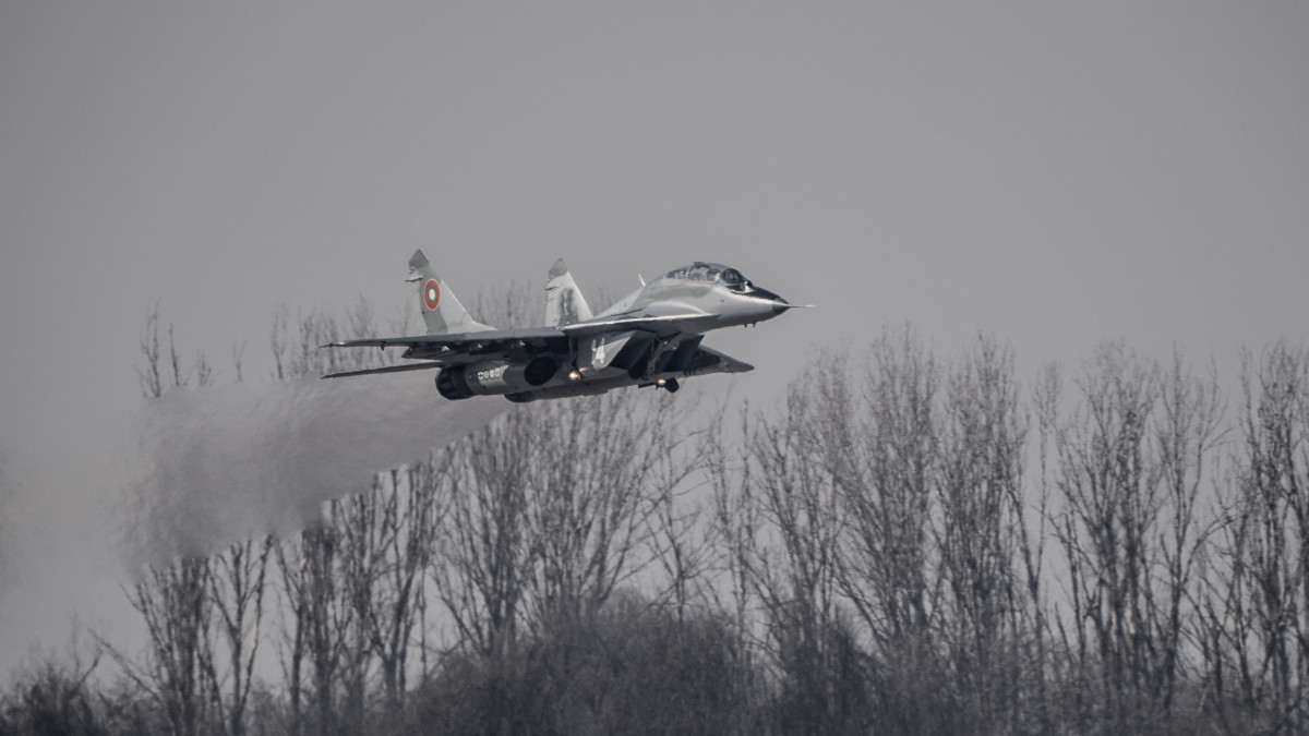 GRAF IGNATIEVO, BULGARIA - FEBRUARY 17: Bulgarian Air Force MiG-29 performs during the joint tasks on enhanced airspace protection Air Policing by the Bulgarian and Spanish Air Forces on February 17, 2022 in Graf Ignatievo, Bulgaria. at  o Spain will support fellow NATO member Bulgaria with 130 military personnel and four Eurofighter jets amid heightened tensions with Russia. (Photo by Hristo Rusev/Getty Images)
