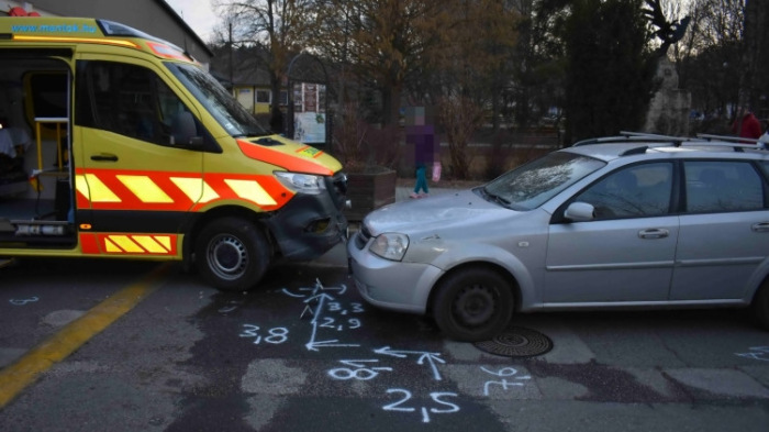 Ittas sofőr ütött el egy mentőst és egy rendőrt