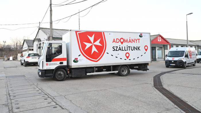 Segély Ukrajnába: Inkább kisebb teherautókkal és gyakrabban szállítanak a máltaiak