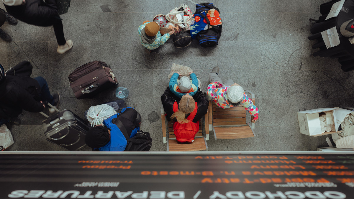 KOSICE, SLOVAKIA - MARCH 04 : Civilians who fled the ongoing Russian attacks on Ukraine, pass through the train station of the city of Kosice, Slovakia, on March 04, 2022. (Photo by Robert Nemeti/Anadolu Agency via Getty Images)