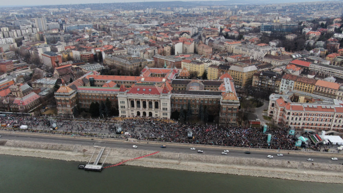 Az Egységben Magyarországért nagygyűlésén 12 pontot olvastak fel