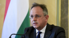Levelet írt a Csillagból Bús Balázs