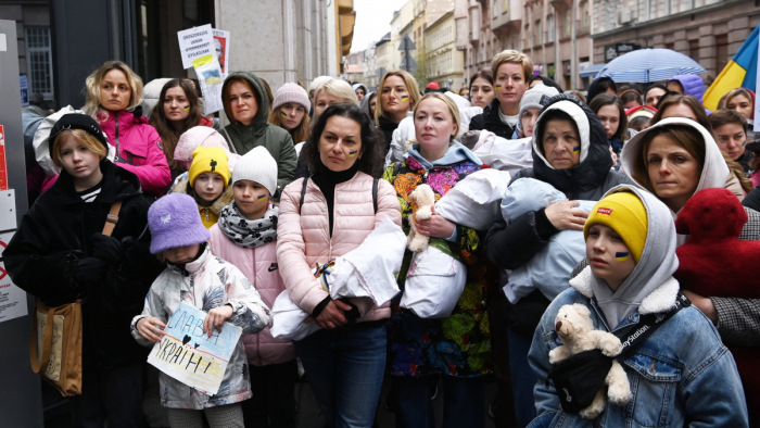 Két, Ukrajna melletti demonstráció is volt szombat délután Budapesten