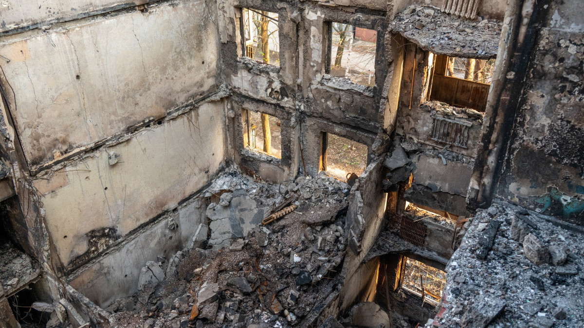 KHARKIV, UKRAINE - APRIL 14: An inside view of a residential building in Kharkiv, damaged and partially destroyed after shelling, on April 14, 2022 in Ukraine. (Photo by Stringer/Anadolu Agency via Getty Images)