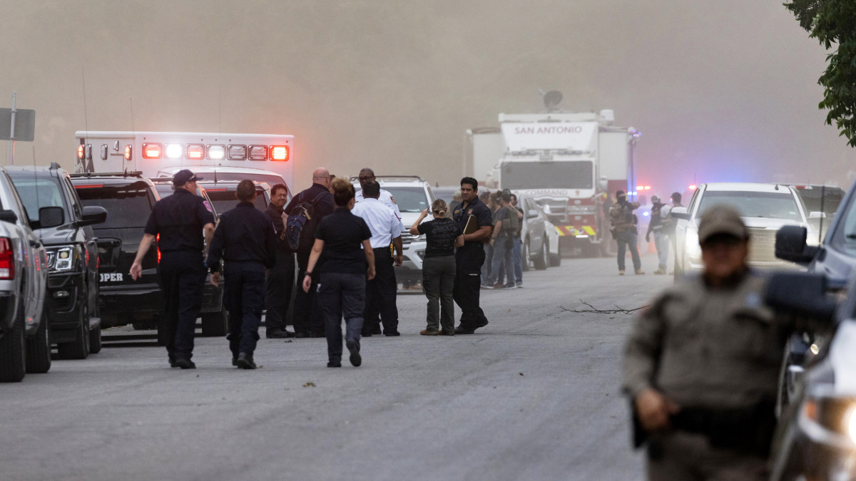 UVALDE, TX - MAY 24: Law enforcement work the scene after a mass shooting at Robb Elementary School where 19 people, including 18 children, were killed on May 24, 2022 in Uvalde, Texas. The suspected gunman, identified as 18-year-old Salvador Ramos, was reportedly killed by law enforcement. (Photo by Jordan Vonderhaar/Getty Images)