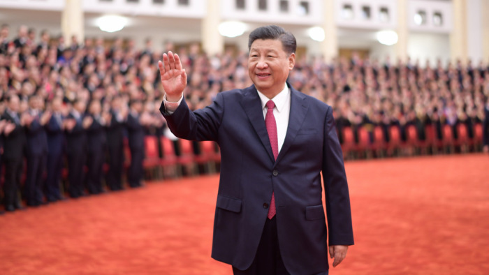 Kínai elnök: jön a nagy kínai acélfal!