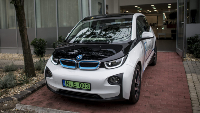 Csak az elektromos autók száma növekszik Németországban