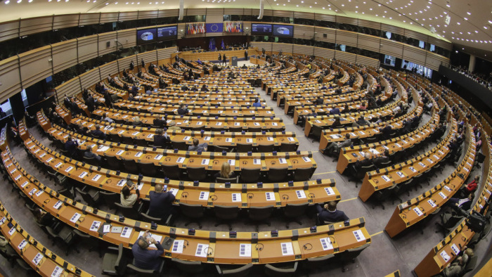 Tucatnyi tagország kapott plusz helyeket az EP-ben