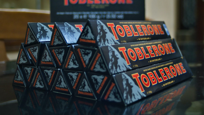 Jócskán megbüntette az EU a Toblerone és az Oreo gyártóját
